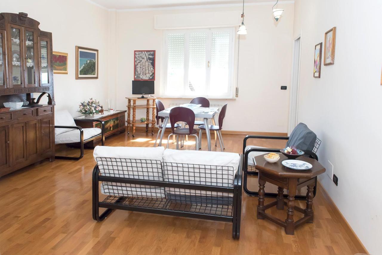 Apartamento S300 - Sirolo, Trilocale Vicino Al Centro Con Vista Mare Exterior foto